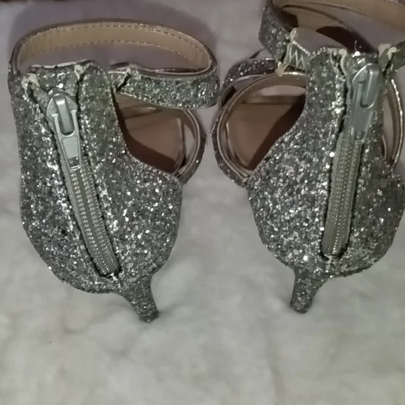 Betsey Johnson Heels - Picture 5 of 8
